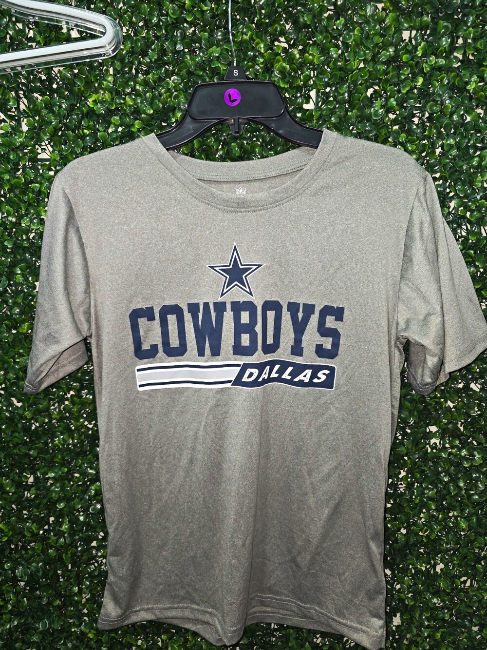 NFL Team Apparel Dallas Cowboys NFL Football Gray Shirt - Kids Size XL 16-18